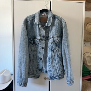 VINTAGE LEVI'S / Acid Wash Vintage Levi's Denim Jacket - S/M